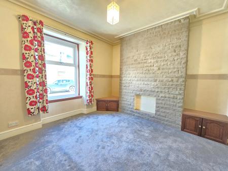 2 bedroom Flat to let in Princes Street, Inverurie, Aberdeenshire, AB51