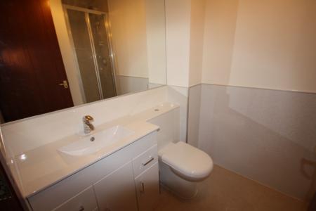 2 bedroom Flat to let in Gairn Mews, Gairn Terrace, Aberdeen, AB10
