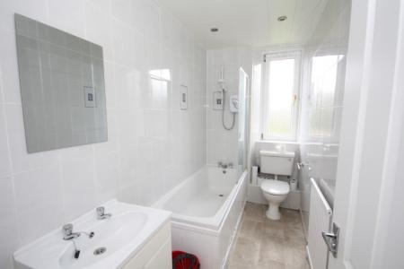 3 bedroom Flat to let in Sunnyside Road, Aberdeen, AB24