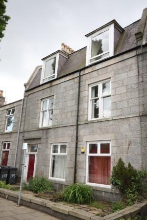 3 bedroom Flat to let in Sunnyside Road, Aberdeen, AB24