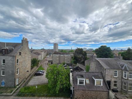 1 bedroom Flat for sale in Rosemount Place, Rosemount, Aberdeen, AB25