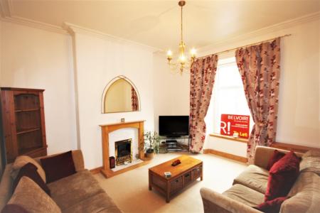 2 bedroom Flat to let in Richmond Terrace, Rosemount, Aberdeen, AB25