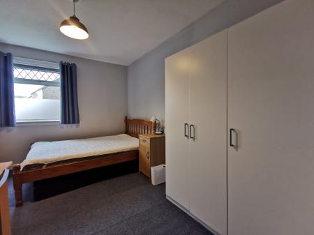 2 bedroom Flat to let in Ash Hill Road, Aberdeen, AB16