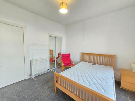 2 bedroom Flat to let in Walker Road, Torry, Aberdeen, AB11