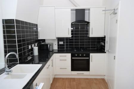 2 bedroom Flat to let in Elm Place, Kittybrewster, Aberdeen, AB25
