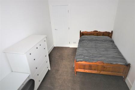 2 bedroom Flat to let in Elm Place, Kittybrewster, Aberdeen, AB25