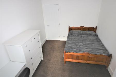 2 bedroom Flat to let in Elm Place, Kittybrewster, Aberdeen, AB25
