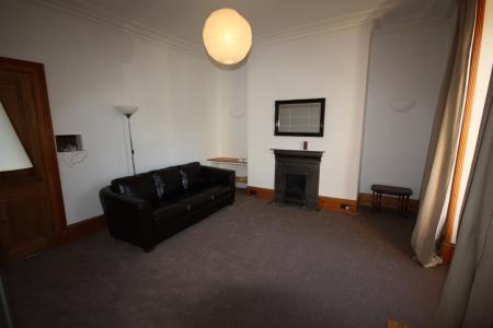 2 bedroom Flat to let in Esslemont Avenue, Aberdeen, AB25