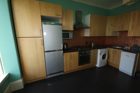 2 bedroom Flat to let in Esslemont Avenue, Aberdeen, AB25