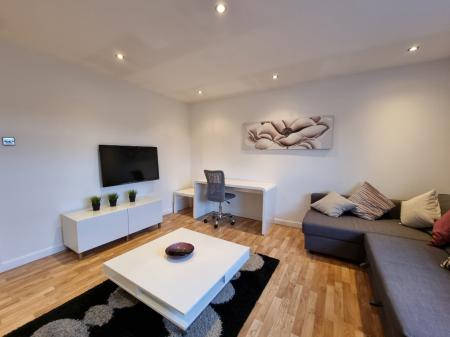 2 bedroom Flat to let in Margaret Place, Holburn, Aberdeen, AB10
