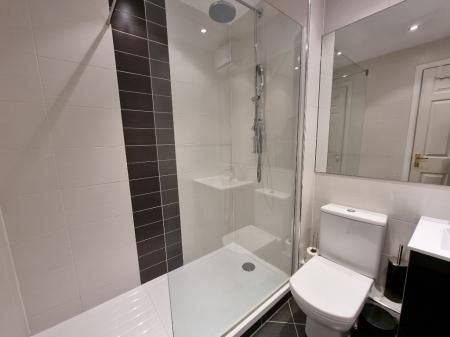 2 bedroom Flat to let in Margaret Place, Holburn, Aberdeen, AB10