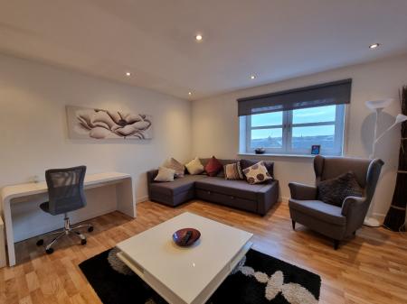 2 bedroom Flat to let in Margaret Place, Holburn, Aberdeen, AB10