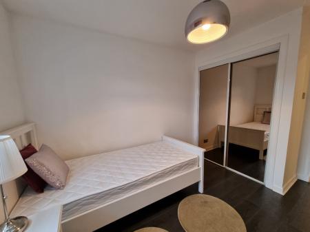 2 bedroom Flat to let in Margaret Place, Holburn, Aberdeen, AB10