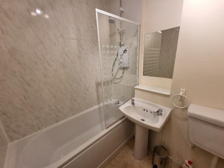 2 bedroom Flat to let in Rose Street, City Centre, Aberdeen, AB10