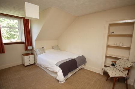 2 bedroom Flat to let in Mount Street, Aberdeen, AB25