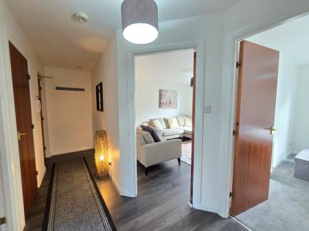 2 bedroom Flat to let in Strawberry Bank Parade, City Centre, Aberdeen, AB11