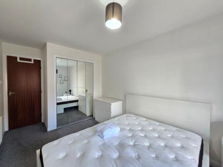 2 bedroom Flat to let in Strawberry Bank Parade, City Centre, Aberdeen, AB11
