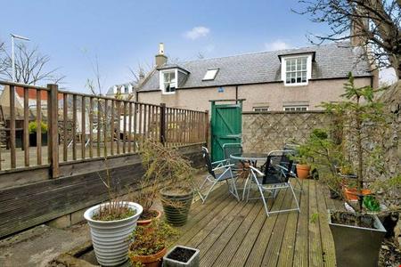 3 bedroom Flat to let in Stanley Street, West End, Aberdeen, AB10