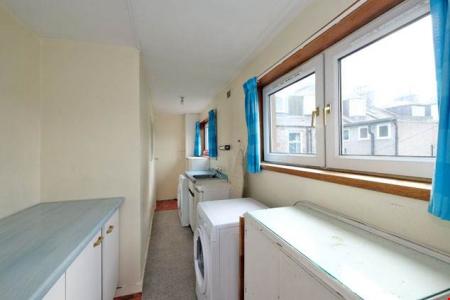 3 bedroom Flat to let in Stanley Street, West End, Aberdeen, AB10