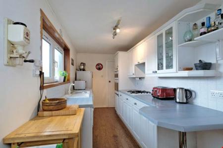 3 bedroom Flat to let in Stanley Street, West End, Aberdeen, AB10