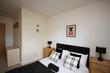 3 bedroom Flat to let in King Street, Aberdeen, AB24