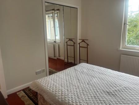 2 bedroom Flat to let in Thorngrove Place, Mannofield, Aberdeen, AB15