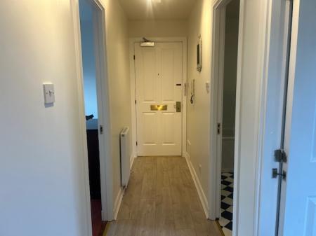 2 bedroom Flat to let in Thorngrove Place, Mannofield, Aberdeen, AB15