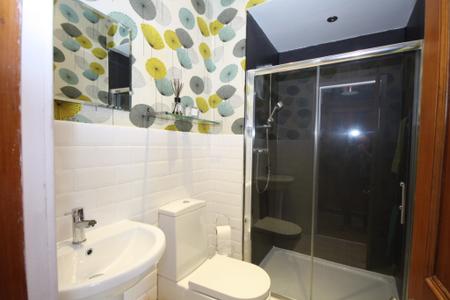 1 bedroom Flat to let in Clifton Road, Aberdeen, AB24