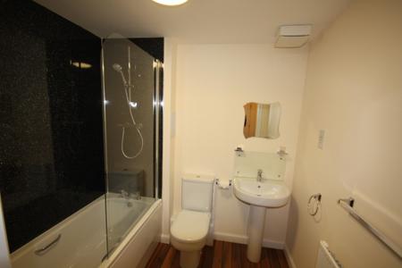 2 bedroom Flat to let in Urquhart Court, Aberdeen, AB24