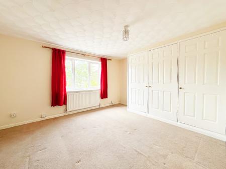 2 bedroom Flat for sale in Bembridge Court, Aldershot
