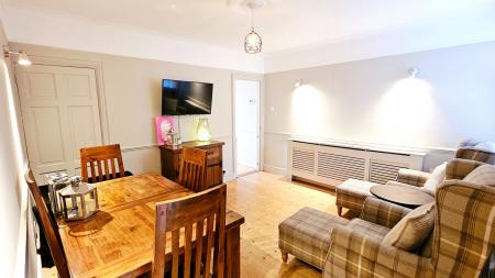 3 bedroom Terraced House for sale in Newport road, Aldershot