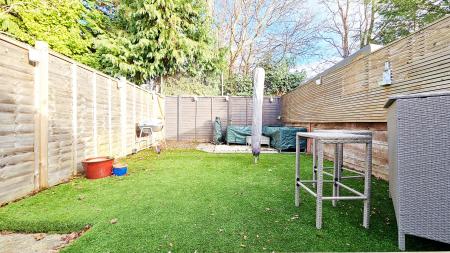 3 bedroom Terraced House for sale in Newport road, Aldershot