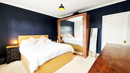 3 bedroom Terraced House for sale in Newport road, Aldershot