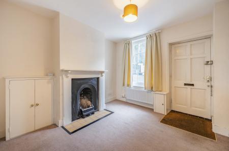 2 bedroom End of terrace house for sale in Magdalen Hill, Winchester