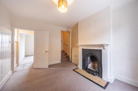 2 bedroom End of terrace house for sale in Magdalen Hill, Winchester
