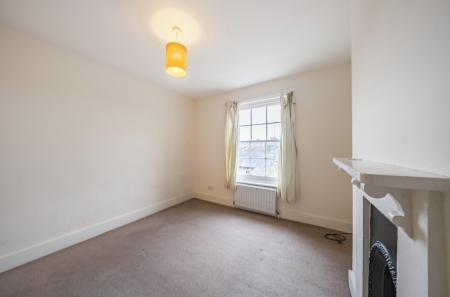 2 bedroom End of terrace house for sale in Magdalen Hill, Winchester