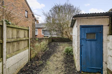 2 bedroom End of terrace house for sale in Magdalen Hill, Winchester