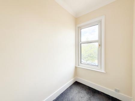 2 bedroom Flat for sale in Queens Road, Aldershot