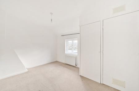 2 bedroom End of terrace house for sale in Old Acre Road, Alton, GU34