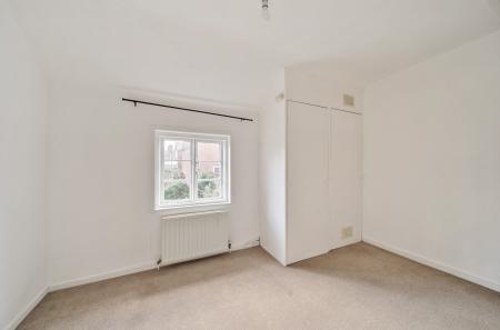 2 bedroom End of terrace house for sale in Old Acre Road, Alton, GU34