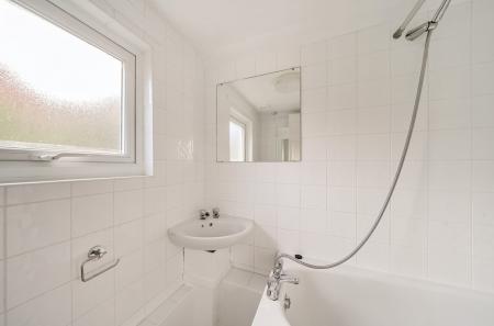 2 bedroom End of terrace house for sale in Old Acre Road, Alton, GU34