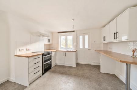 2 bedroom End of terrace house for sale in Old Acre Road, Alton, GU34
