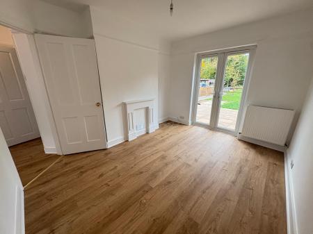 3 bedroom Semi-detached house to let in Union Street