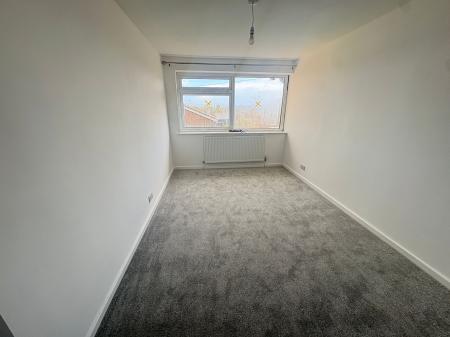 3 bedroom Terraced House to let in Sandy Hill Road, Farnham, GU9