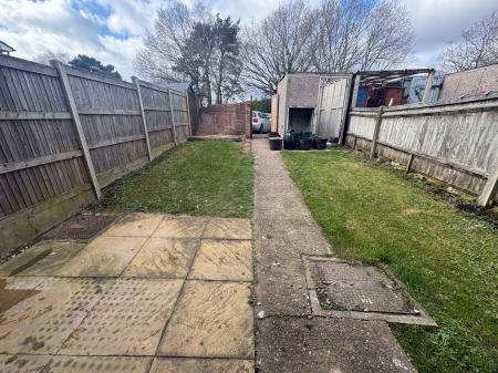 3 bedroom Terraced House to let in Sandy Hill Road, Farnham, GU9