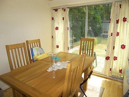 3 bedroom Detached house for sale in Bedford Avenue