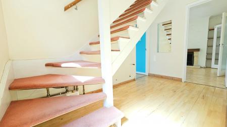 3 bedroom Detached house for sale in Bedford Avenue