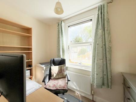 3 bedroom Terraced House to let in Alexandra Road