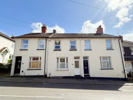 3 bedroom Terraced House to let in Alexandra Road