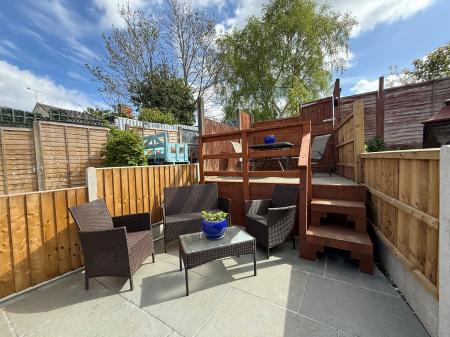 3 bedroom Terraced House to let in Alexandra Road